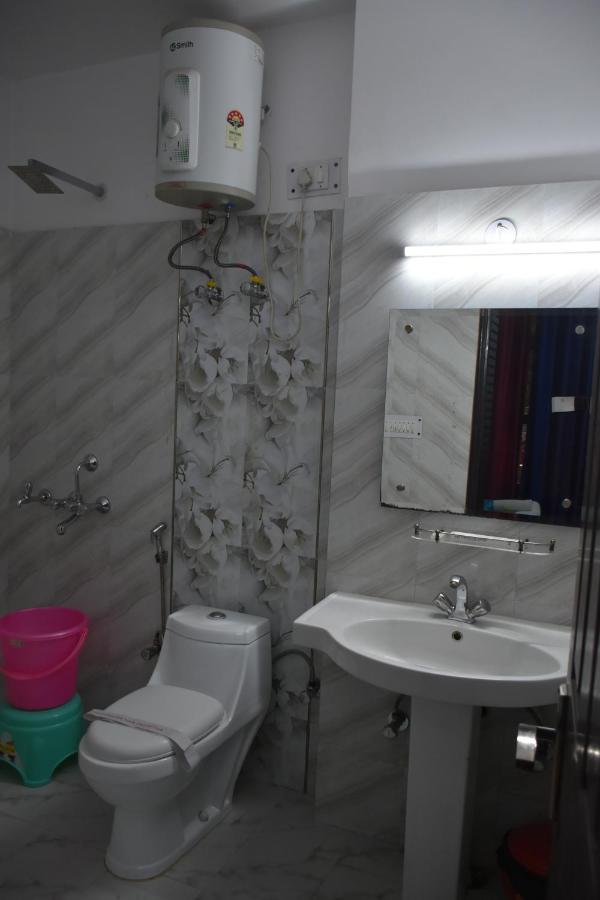 The Abodes House Hotel Greater Noida Eksteriør billede
