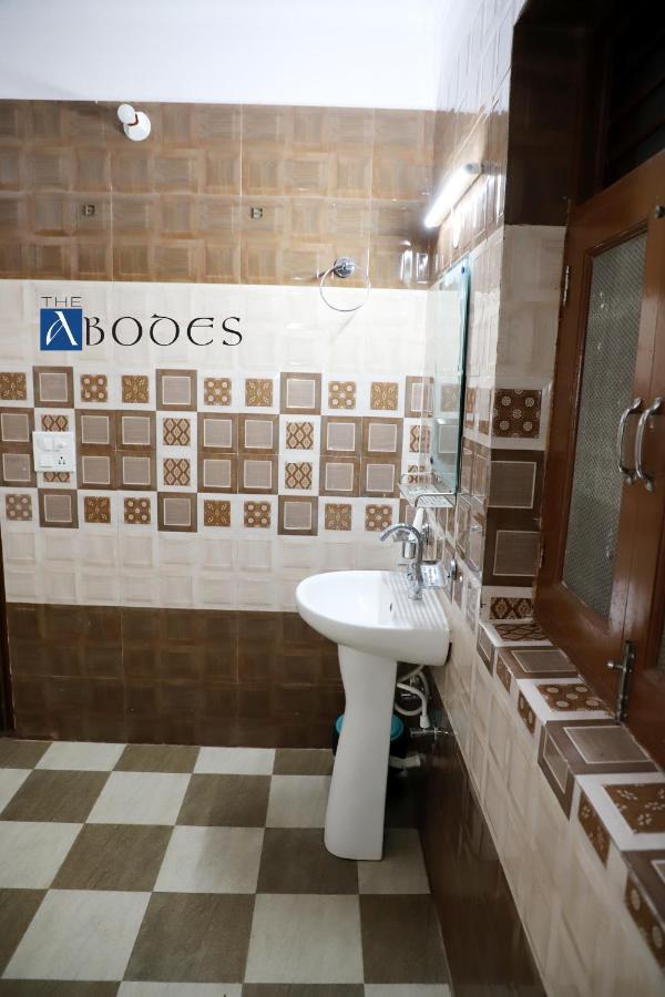 The Abodes House Hotel Greater Noida Eksteriør billede