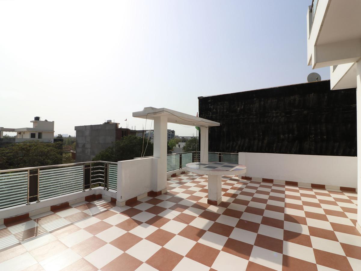 The Abodes House Hotel Greater Noida Eksteriør billede