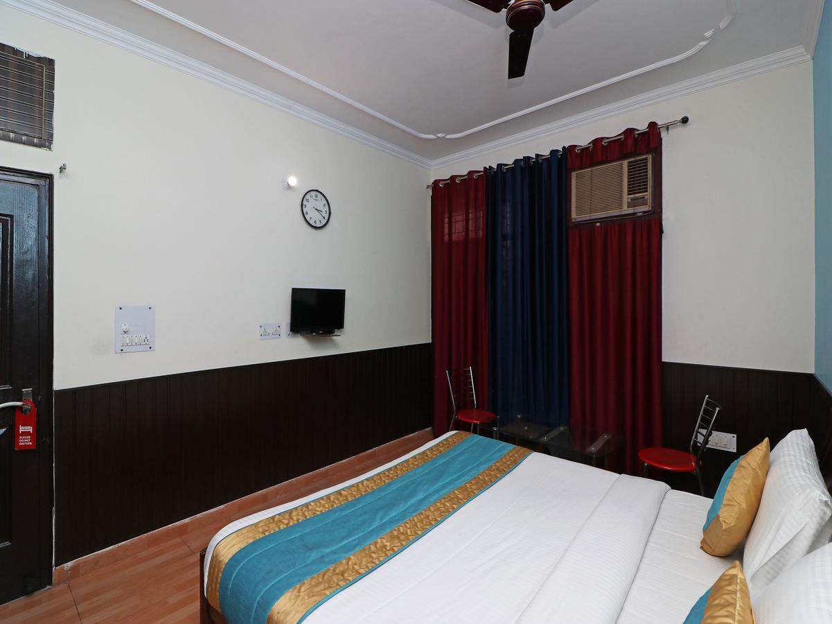 The Abodes House Hotel Greater Noida Eksteriør billede