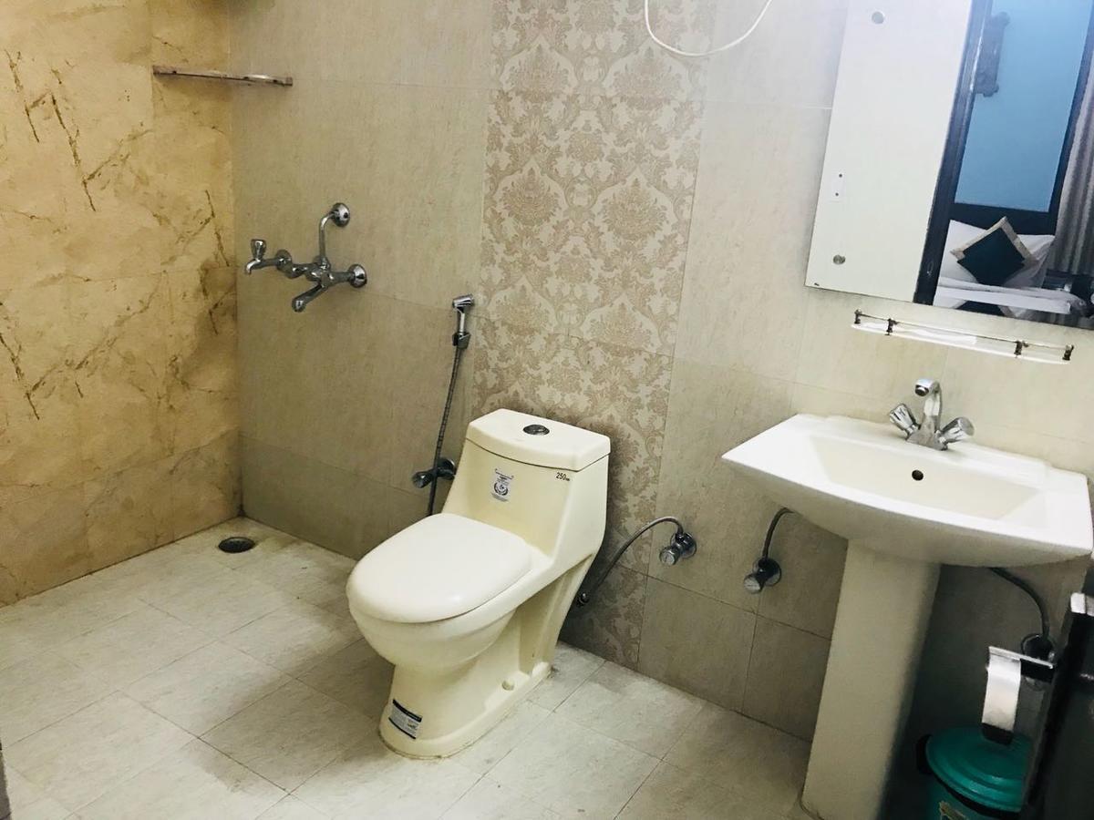 The Abodes House Hotel Greater Noida Eksteriør billede