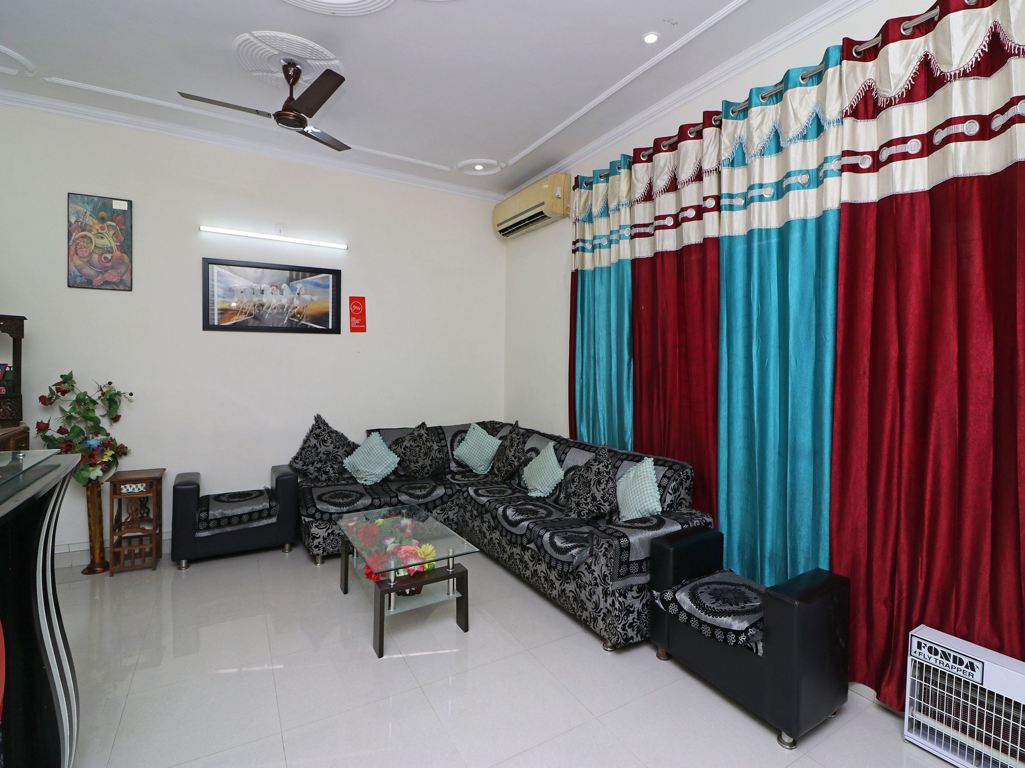 The Abodes House Hotel Greater Noida Eksteriør billede