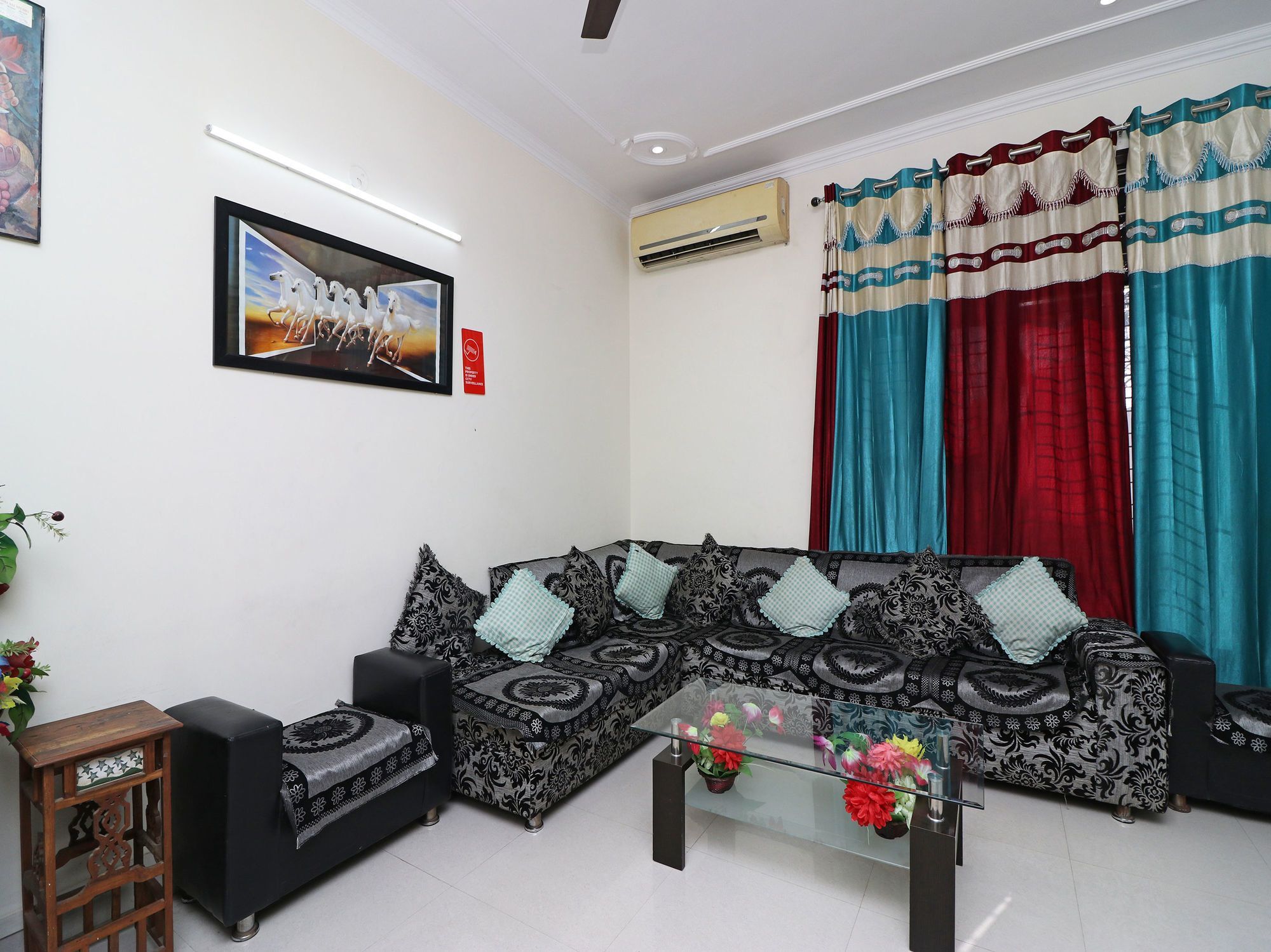 The Abodes House Hotel Greater Noida Eksteriør billede