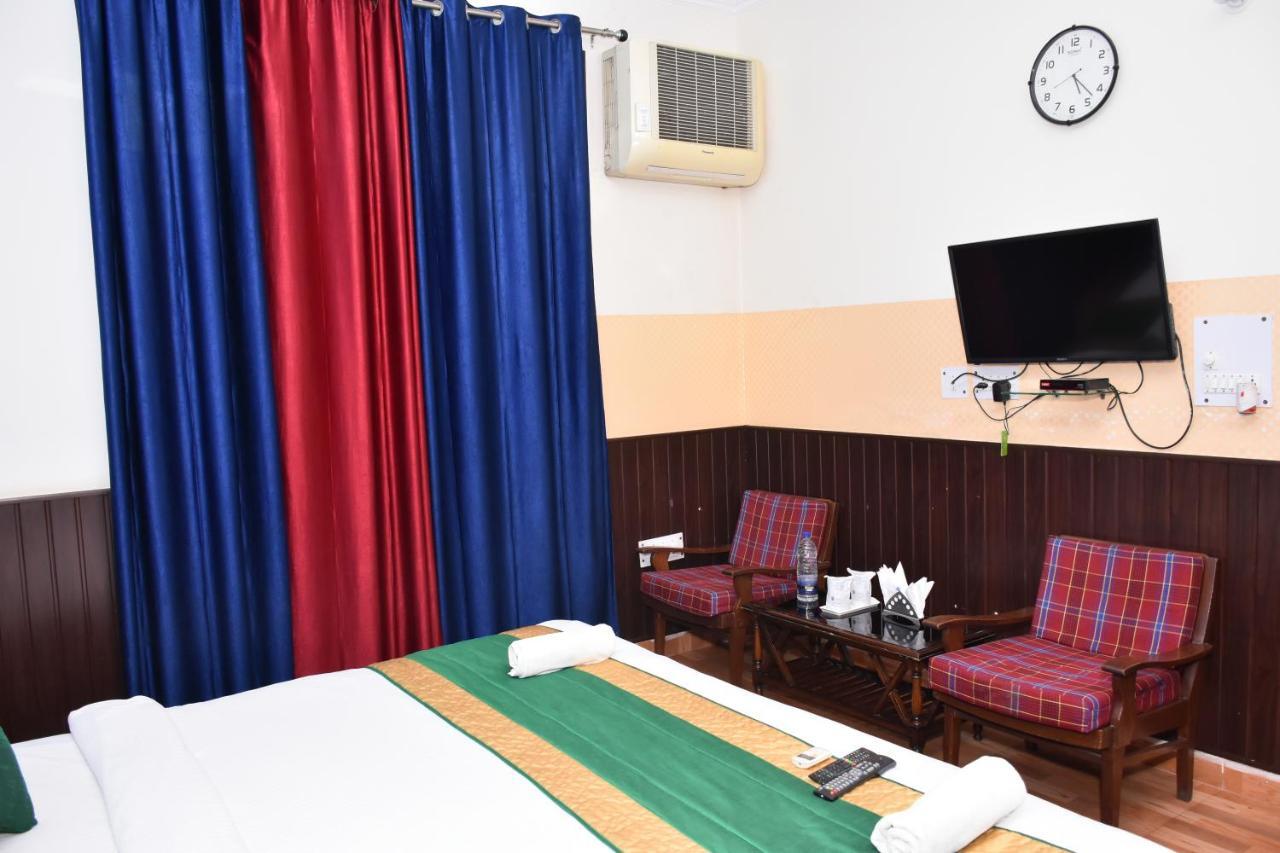 The Abodes House Hotel Greater Noida Eksteriør billede